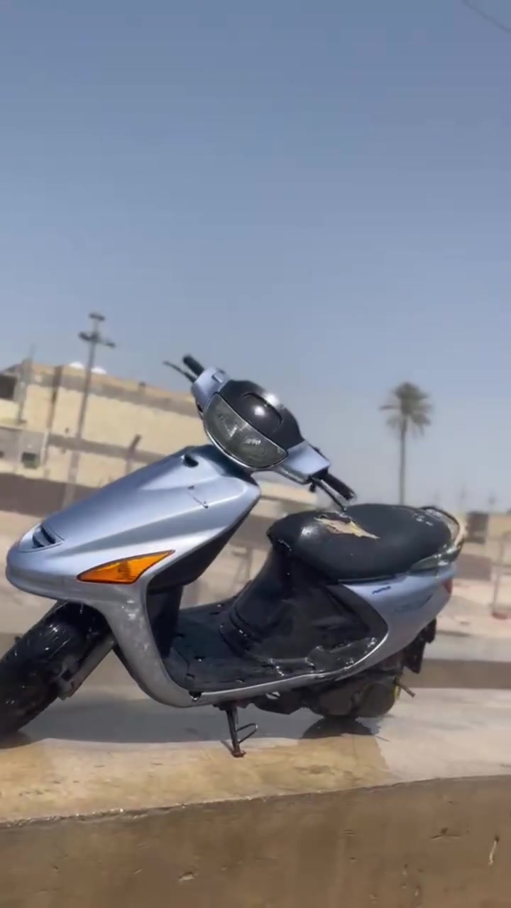 للبيع دراجه فراشه مامفتوحه شرط روح افحص واين مااتريد سعر 600بيها مجال ***********
