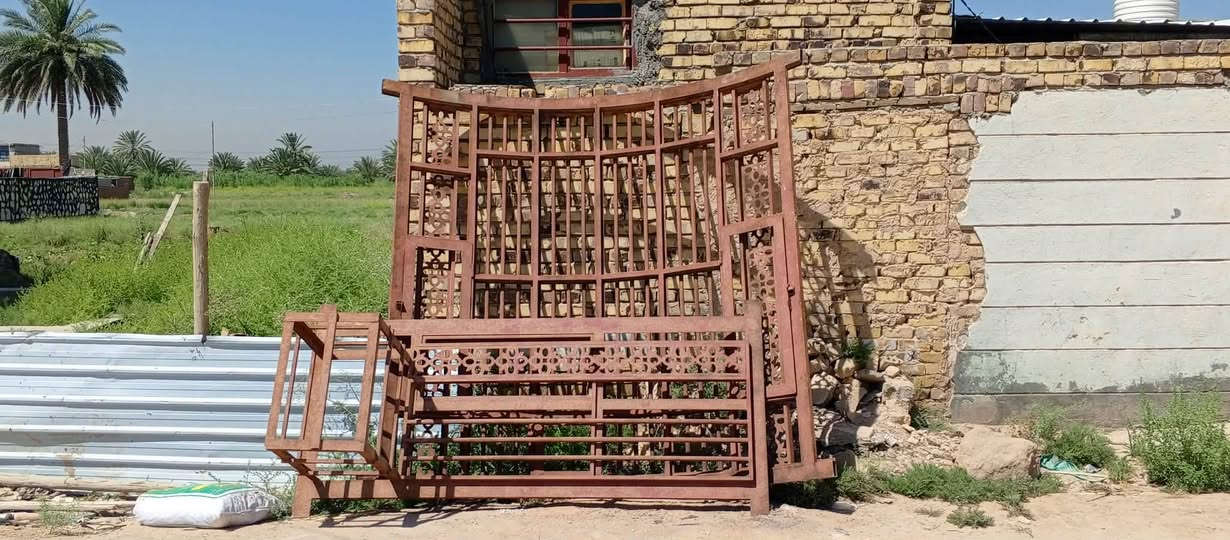 شبابيك لبيع  تسكام  سعرهن 250
‏‪***********‬‏

