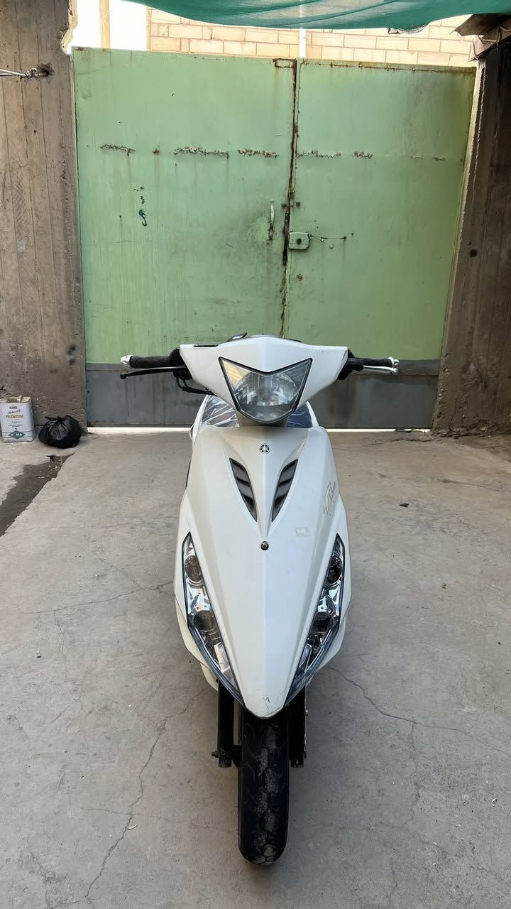 السلام عليكم من رخصه الادمن دراجه ماكس مضلع نوزل مو كابريتر دراجه جديده وتعبان بيها انه على ايدي مختمه من الطول للطول دهن بوكته بانزين كله محسن دراجه جديده ومرتبه مابيها اي نقص تجيب اكبر واحد يفحص وتشوف الدراجه سعرها 975 وبيها مجال *********** الرقم فقط واتساب
