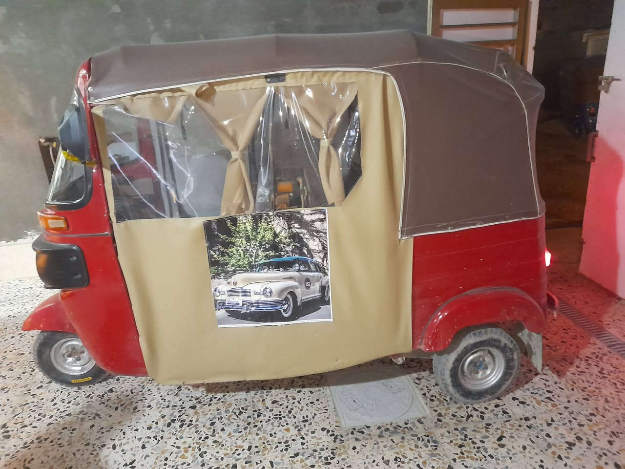 سلام عليكم تكتك للبيع 2017شهر 12//رقم وسنويه تكتك مصبوغه جماليه جان بيها خياس وعمرتها على حسب الاصول وكامله تخم تاير مكينه خير من الله لا تنقيص ولا تبخير تجي تاخذ وكبل للشارع اي استفسار اتصل على رقمي وبي واتس اب //***********
