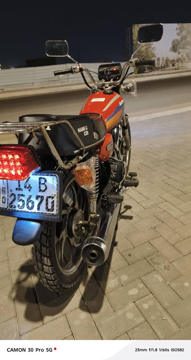 السلام عليكم شباب دراجه انرجي مديل ١٩مكينه 5نمر سموها غطاس مكينه كاضه ابيع عله خطته دراجه رقم وسنويه بسمي نضافه شوفت عينك استوه نافضه كله العلوان البصره القديمه سعر 1400قفل شراي هله بي مو شراي لا تعبني  ***********
