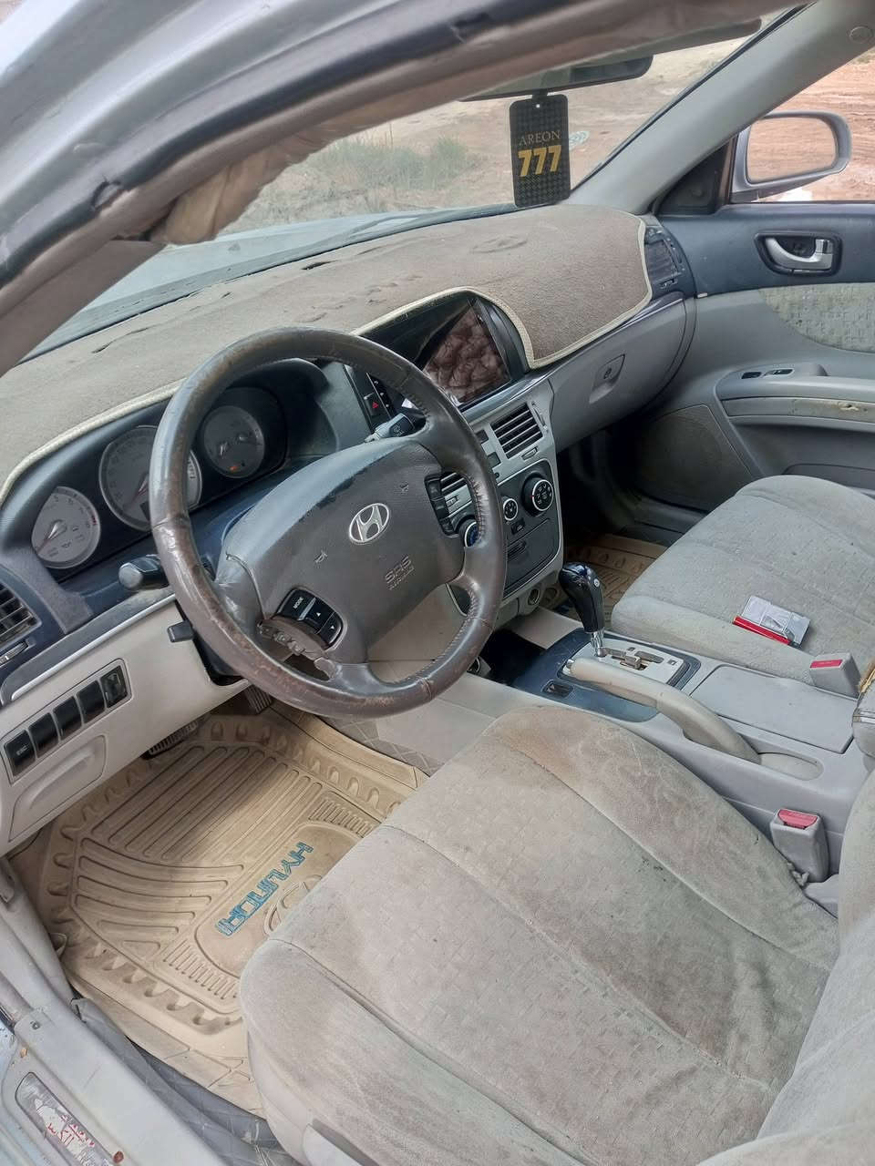 سلام عليكم 
سوناتا  2006 
🔴 للبيع 
 كير مكينه جديد قبل شهر شديتهن والوصل موجود 
حداديه قبل اسبوع 
سياره جاهزه من كلشي 
مداور ثاني يوم  
الرقم انكليزي 
ذي قار 
مكان السياره كربلاء 
السعر وباقي التفاصل اتصل على الرقم التالي 
*********** 
واهلا بكم .
