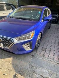 السلام. عليكم هونداي ايونك موديل 2022 السياره اعلى فئة مواصفات  ضررها ...