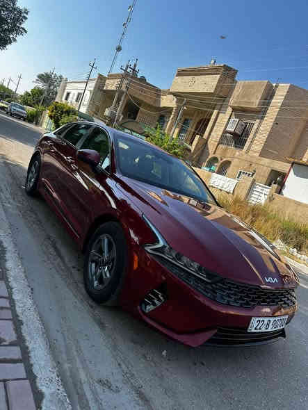 السلام عليكم للبيع k5  2022 حادثها بابتين خفيف ايرباك برده والبنيد بي طخه بسيطه مال بارد مبينه بلصور السياره نظيفه ماشيه 53000 mi رقم اربيل الجديد مواصفات lxs
شاشة
بصمة تشغيل
تشغيل عن بعد
رادار امامي + جانبي
كامره خلفية
سايد بريك بصمة
٤ وضعيات قيادة
مثبت سرعة
تحديد مسار
مكينة كير مكفولة
ملاحظة السياره تخم تاير جديد وباتري جديد وتخم دسكات جدد
السعر ١٧٠ ورقه وبيها مجال
***********
