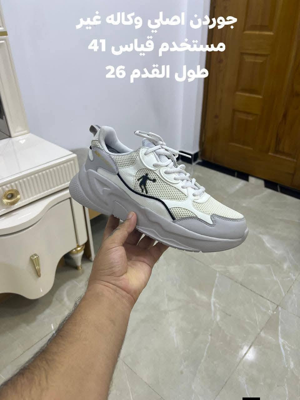 باله اصلي نضافه 100 بل 100 يوجد توصيل جميع المحافظات سعر القطعه 25 الف / ***********
