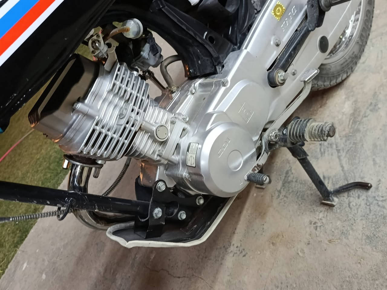 دراجهه بعدهي سحگ شاصي اوراق 23 وتعمير جديد للبيع او مراوس حسب لقناعهه الرقم 0786315326


**إذا كنت صاحب هذا الإعلان وتريد حذفه لأي سبب، رجاءا أرسل رسالة إلى الدعم الفني**