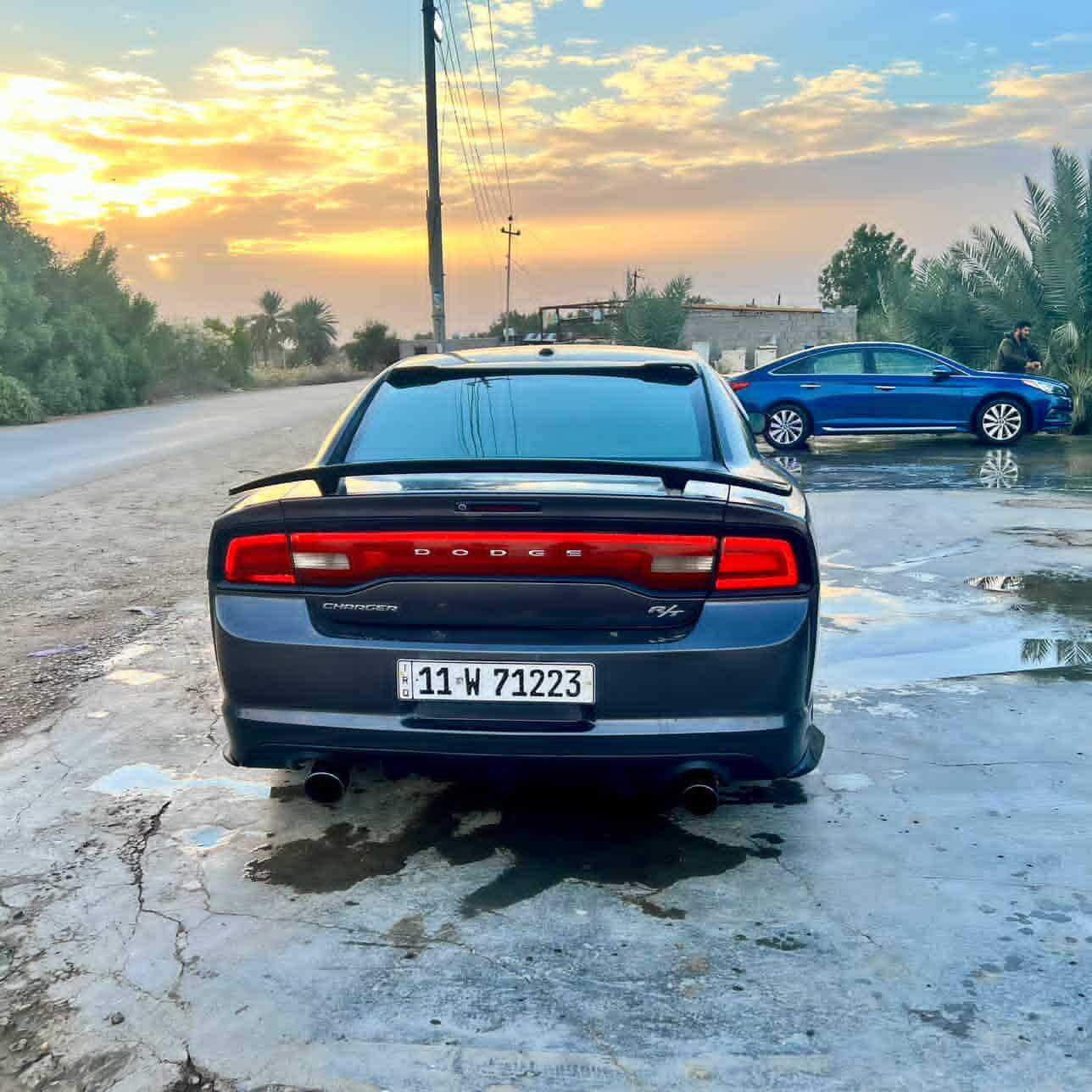 السلام عليكم جارجر 14 هيمي فول عدا الفتحه حادث جاملغ الوره جه السايق وخشم الجاملغ الأمامي السعر 140وبي مجال/***********/) (***********
