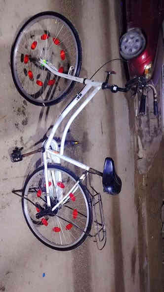 السلام عليكم بايسكل للبيع حجم 26 كامل مابي اي نقص بس جاملغ كدام ما موجود السعر 60 وبي مجال 
 العنوان كربلاء حي الوفاء قرب المستوصف الرقم  ***********
