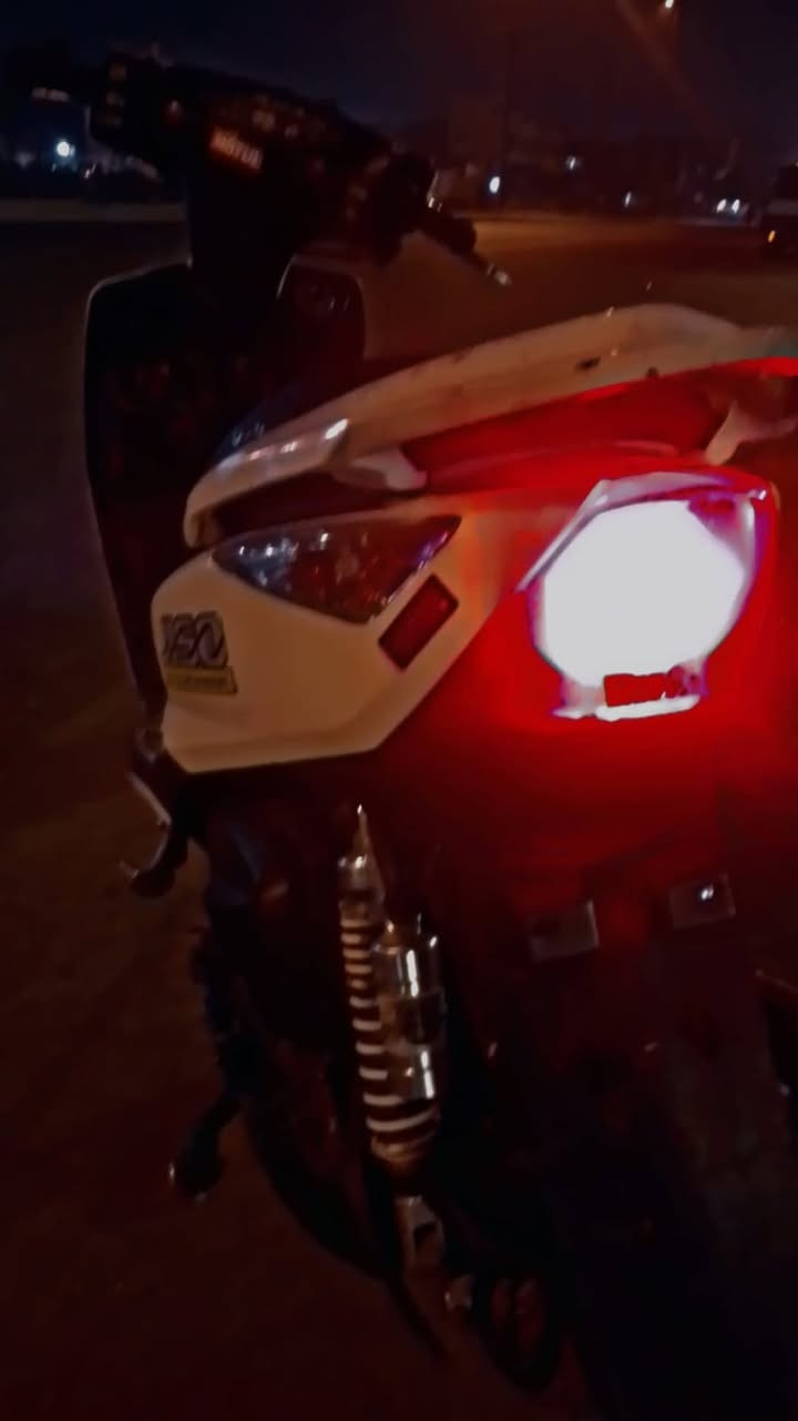 سلام عليكم ثعلب لبيع مكينة تجفيت جديد تايرات جدد دراجة حلوة نكرة سلف السعر ٤٥٠ وبيهة مجال رقم ***********
