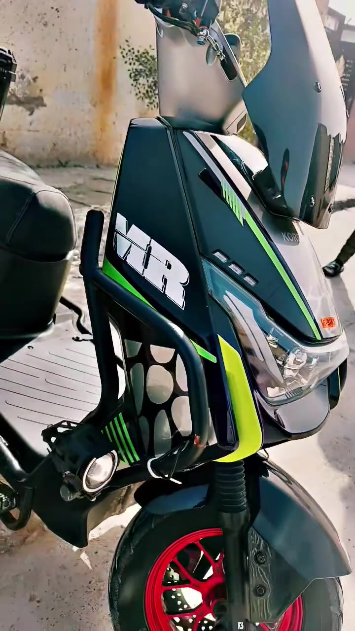 للبيع دراجه شحن كوريا MR الدراجه نضيفه كامله من كلشي مابيها اي شي نقص بطاريات علا فحص تشغل عن بعد تشغيل كرت الدراجه 2026 تاخذها بمجرد بس تفحص البطاريات السعر 850 وبيها مجال للطيبين مكاني الفلوجه حي المعلمين للاستفسار *********** بي واتساب اذا ماجاوبتك تعالي خاص ورجائأ لاحد يكسر بيها....
