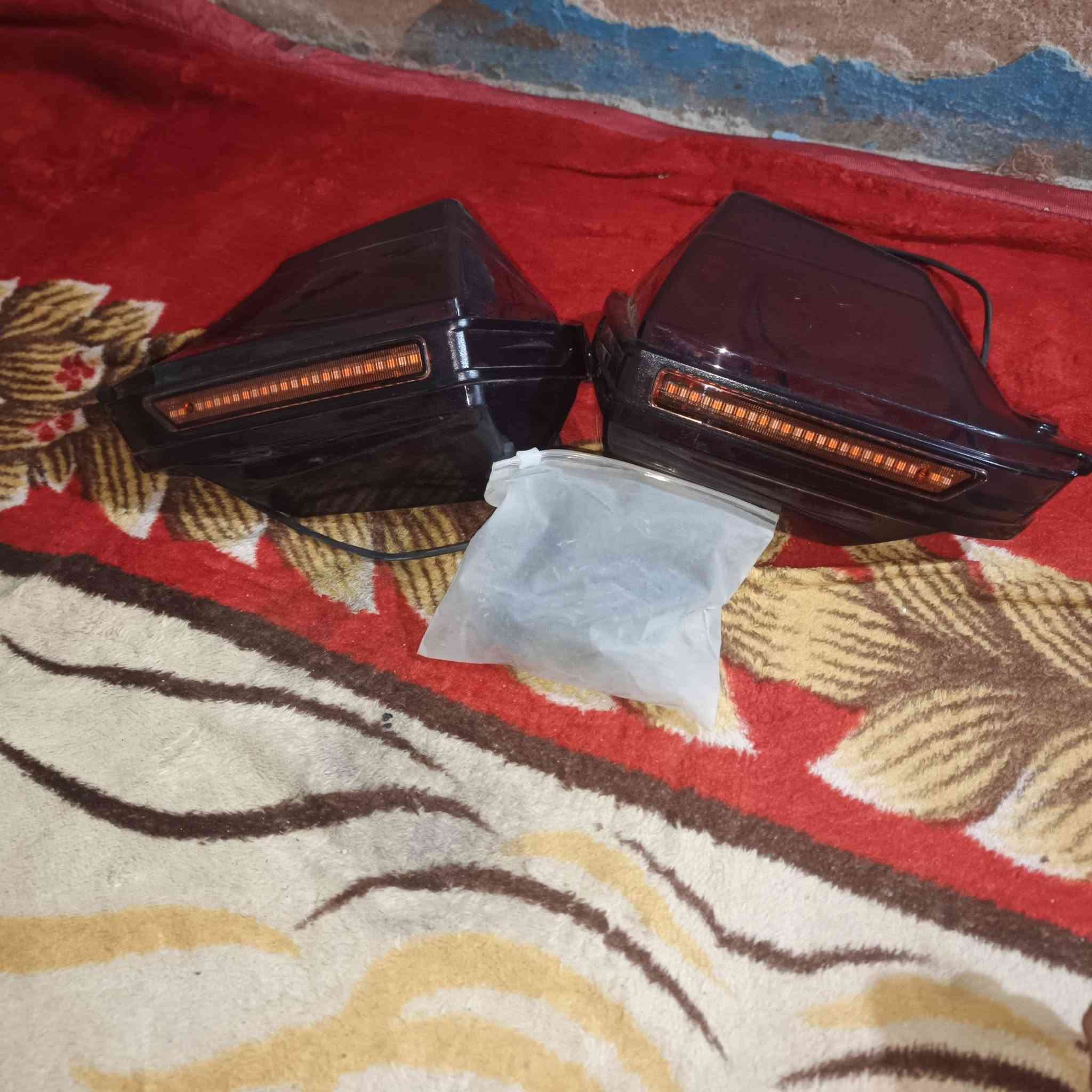 بايسكل ياباني نقص جوب أمامي وبريك خلفي السعر ٤٠ ألف. وبيه مجال

مصدات أم الاضوية تشتغل ع أي دراجة جديدات السعر١٥الف
لايتات بوكسر دايون الأسود ع ٨ آلاف الفضي ٥الاف والزنون أبو العدسة الجبيرة ٣ الاف

لابتوب شغال بدون بطارية وية الشاحنة الأصلية ب٤٠ الف
توصيل ماكو هذا رقمي وتواصل وياي ***********
مكاني بغداد التاجي سبع البور مجمع المختار السكني

