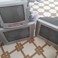 تلفزونات للبيع 2 حجم 21 السعر الواحد 25الف وال 14 سعره 15 الف شرط الشغ...
