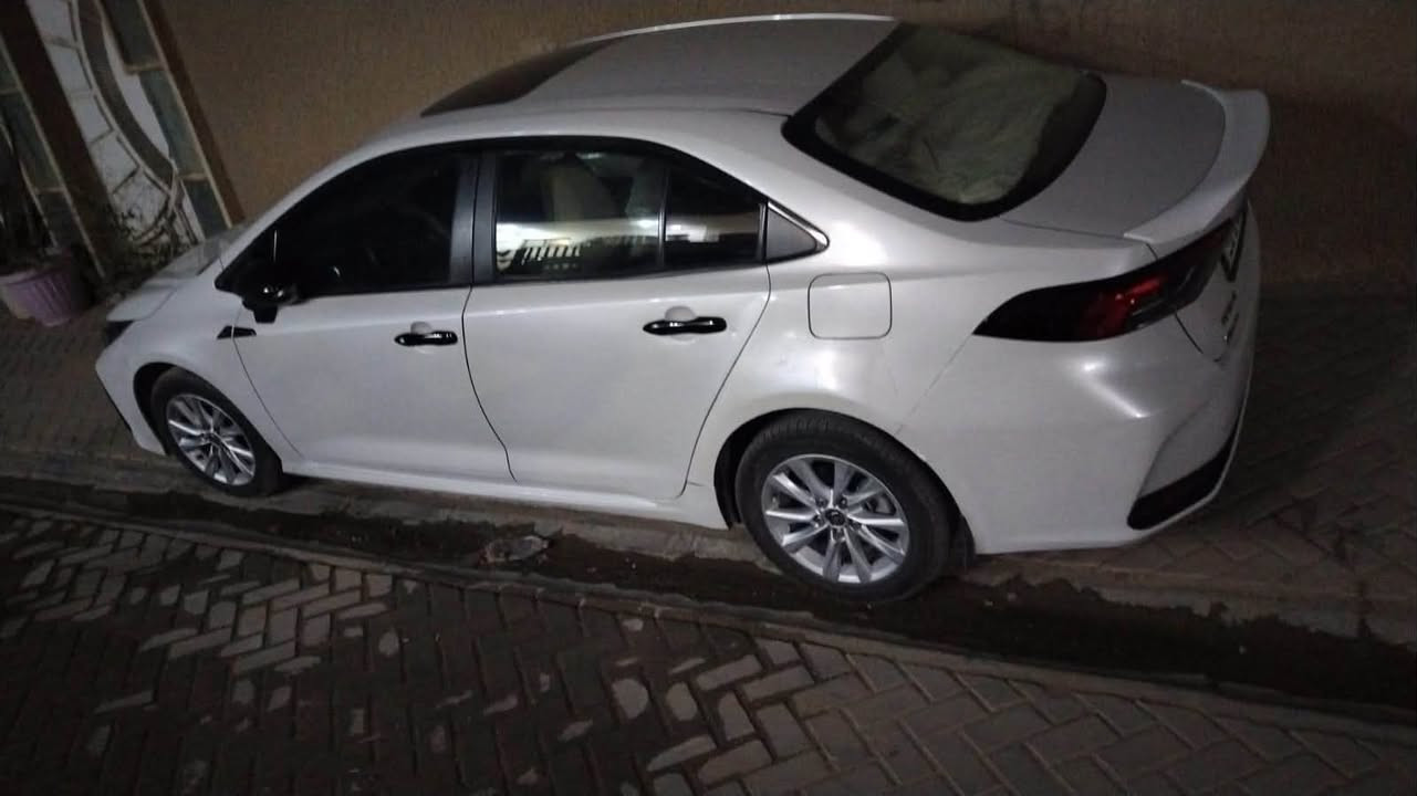 كورلا24 ساز 
ماشيه 42
ضرر / صبغ تحت قبغ البانزين فقط
السعر 178 مجال قليل 
للاستفسار ***********
