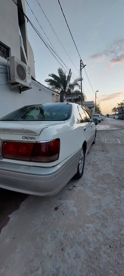 سلام عليكم ورحمة للبيع ملكه مديل 2003 مكفوله كفاله عامه من  كص ونقل وعيب شرعي
بيه فقط جاملغ خلفي ايسر فول موصفات  فتحه موصفاته اربع دكم
 كشنات كهرباء امامي خلفي 
كرستال اصل 
 برده خلفيه ثلاجه 
شاشه 
كشنات جلد 
 مكينه دي فور جبير  
 كير مكينه مكفولات 
رقم بغداد صدامي
مدفوع كمرك وضريبه قرار ٤٨ باقي فقط تحويل رقم
والسياره عليه اشارة حجز بغداد 
السعر 90وقابل للتفاوض لاستفسار اتصل ***********
مكان السياره نجف
