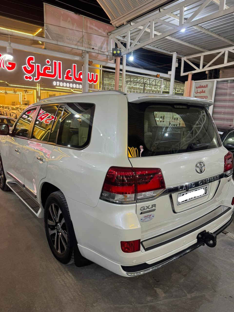 لاندكروز GXR بريم
موديل 2019 بريم 
محرك 6V 4000
رقم بغداد   بسمي تحويل ثانيوم 
مواصفات
كشن سايق 3 دكم
كشن صدر اصل كهرباء 
DVD بل قمارة 
فتحة بل سقف
8 ايرباك 
كيجات كتروني 
خمس بصمات 
جنطة كهرباء بلادي 
شاشة بلادية 
طفاية 
كشنات جلد 
كراسي اثنين كهرباء
كامرة اصلية 
حساس بلادي 
شغال بعد بلادي
لايت اسود بلادي 
0781 340 1420
