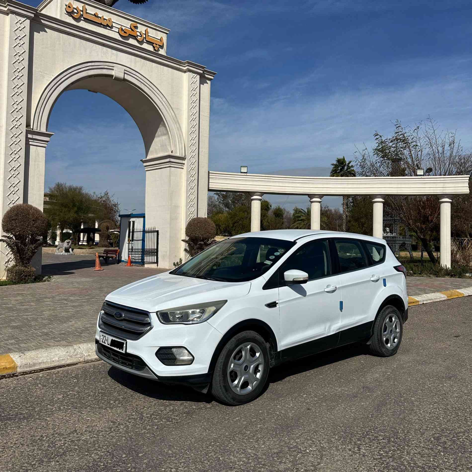Ford escape 2018  خليجي محرك ٢.٥
صفر شريكة القاصد من الوكاله ايد واحد 

سيرفس و صيانه كله بالوكاله 

مكفول ما عدا شبر تعديل بارد بالصندوك 

ماشي ١٥٩ الف كيلوا 

فوول مواصفات ما عدا فتحه 

رقم و سنويه جديد ل ٢٠٢٩ 

مكان السياره اربيل 

*********** واتساب تليفون
