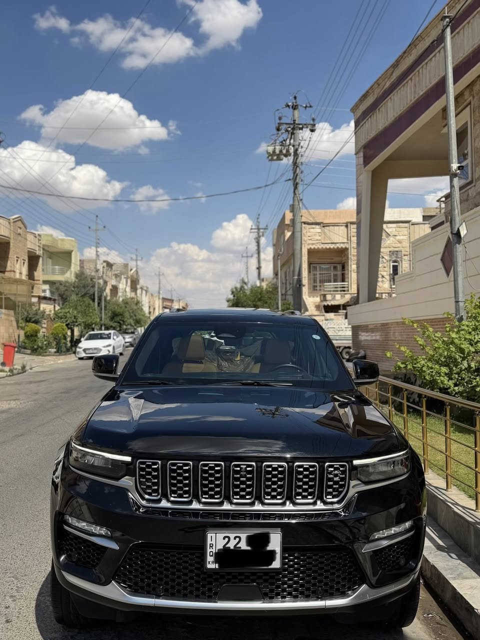 JeeP Summit 2023
وكالة هارلم اعلى مواصفات 1/1

عداد المسافات: 69000mi

المواصفات: فول مواصفات ١/١ 

سقف كنتارا (شامو)
ناظور ليلي (Night Periscure)
داتاشو (سرعة بل جام)
5كامرات (360درجة)
بردات جانبية بلادية
جكات 5 وضعيات
6سلندر (3.6)
بصمة
رادار امامي وخلفي وجانبي
بانوراما
كراسي جلد 
كراسي كهرباء
كراسي تدفئة-تبريد-مساج
كراسي خزن(ميموري)
تشغيل عن بعد
#شاشة كبيرة
#نظام_خرائط(نظام ملاحة)_Navigatio
#نظام_زاوية_التوجيه
شاشة عرض الاعطال
صندوك كهرباء 
استيرن كهرباء
استيرن تدفئة
شفتات كير بالاستيرن
نظام إطفاء المحرك فقط عند الوقوف واعادة تشغيل المحرك عند المشي AUTO START
نظام تزحلق
فور ويل
متعدد أنظمة القيادة (ثلجي, رمالي,طيني,صخري)
دبل كير(عادي+اوتوماتيك)
ناقل حركة ٨ نمر
نظام سبورت 
نضام اقتصادي ECO
دبل حساس(امامي+خلفي)
مري كهرباء (شفط) AUTO
#مري_قلاب
#مري_جانبي_تدفئة
#مرايا_جانبية_حساسة_للضباب_تعمل_تلقائياً وبعد هواية مواصفات ماتنذكر…

سيارة كفالة عامة جديدة

المكان اربيل للاستفسار :
***********
***********
