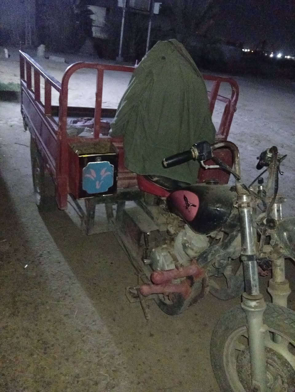 السلام عليكم ستوته كلك للبيع مكفوله المكان الشوملي خيكان الغربي ***********
