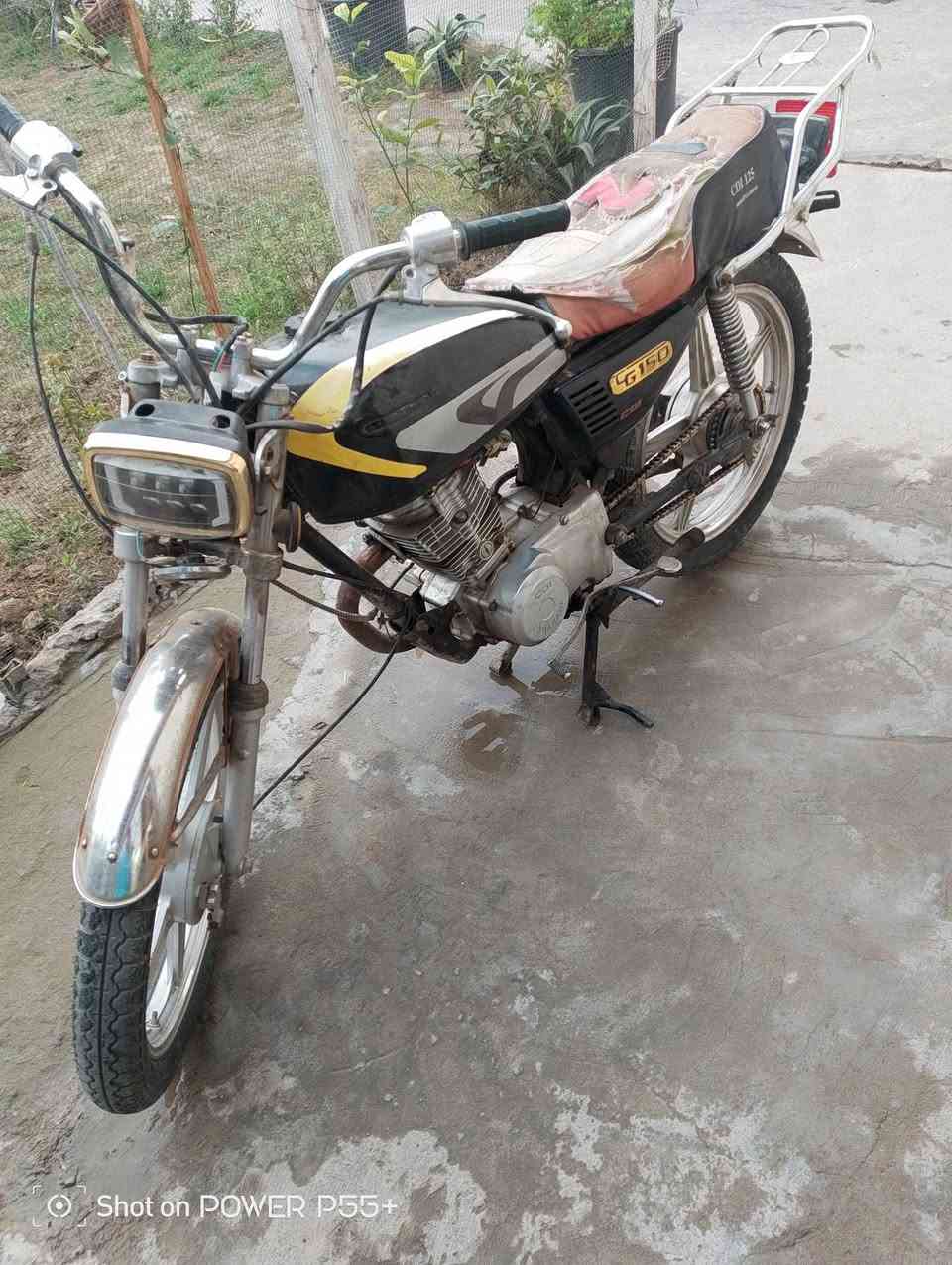 دراجه للبيع البكان جست ديالى القديم السعر 300 وبيها مجال
***********
