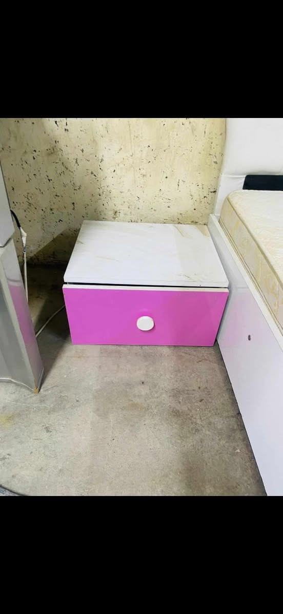 غرفه نوم شبابيه تركي  نضيفه كلش   سعر خاص
@إشارة


**إذا كنت صاحب هذا الإعلان وتريد حذفه لأي سبب، رجاءا أرسل رسالة إلى الدعم الفني**