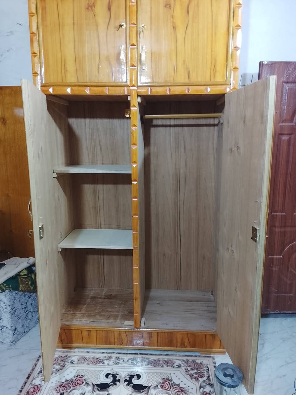 كنتور بابين للبيع ملحق نظيف استعمال قليل الطول 260 سم اي ضرر أو عيب مابي تفصال السعر 125 الف للاستفسار 87756564056 .


**إذا كنت صاحب هذا الإعلان وتريد حذفه لأي سبب، رجاءا أرسل رسالة إلى الدعم الفني**