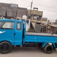 سيارة موديل١٩٩٥ سنوية بسمي رقم نكليزي رقم شاصي بلادي واضح جدن جدن بليت...