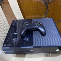 اكس بوكس ون فات • نظيف 99% • جويستك ملحقات