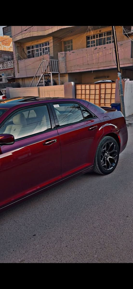 اوباما 2022 ماشيه 54 وكاله هارلم  السعر 32 
رقم اربيل فول للاخير برده داخل ابيض 
بدون صبغ فقط كم مكان بيها بارد 
مكان بغداد الجديده جبار ابو الشربت 
***********
