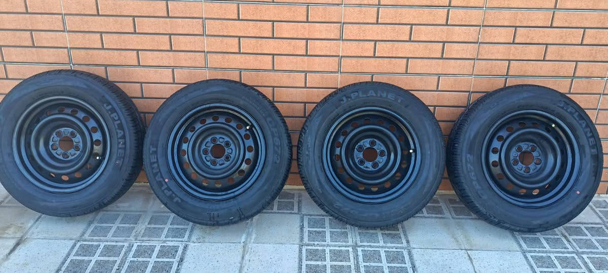 اطارات للبيع صنع كوري اصلي قياس ١٩٥/٦٥/١٥ هن والويل السعر ٣٠٠.


**إذا كنت صاحب هذا الإعلان وتريد حذفه لأي سبب، رجاءا أرسل رسالة إلى الدعم الفني**