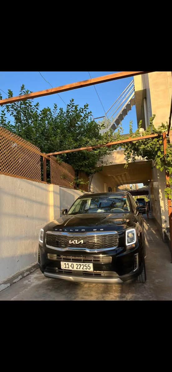 السلام عليكم
:

للبيع كيا تيلورايد 2022 – فئة S (2WD)

* موديل 2022
* فئة S
* دفع أمامي (2WD)
* محرك 3.8 لتر V6
* ناقل حركة أوتوماتيك 8 سرعات
* شاشة لمس مع Apple CarPlay وAndroid Auto
* كاميرا خلفية
* مثبت سرعة
* حساسات خلفية
* أنظمة أمان متقدمة
* السيارة نظيفة وجاهزة للاستخدام 
ماشيه121 الف كفاله كامله رقم*********** 
معروضه245 وبيها مجال للطيبين
