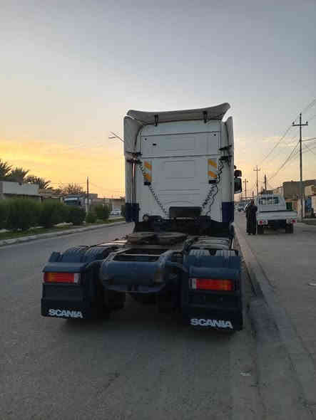 سلام عليكم سكانيا بومه للبيع موديل 2002 دغداغ انجكتر خطين سياره نضافه فول تخم تاير محرك لاتنقيص ولاصرف شاصي كفاله كير 4 ×4 تخم تاير تدفئه + تبريد سياره احله منل صور  مربوطه عربانه جوانب متحركه العنوان القائم حصيبه  تفاصيل أكثر اتصال على هاذه الرقم *********** السعر 130
