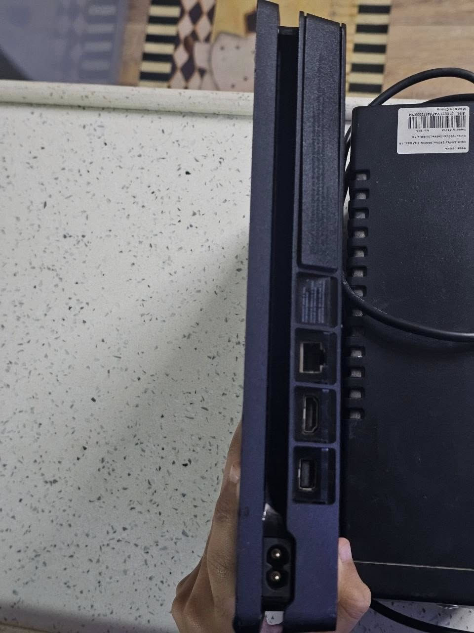 سلام عليكم ورحمة الله وبركاته ابلي فور سلم للبيع 
معه يو بي اس 
معه يدتين
و قرصين 
البلي ما مفتوح ابد
السعر 230 و بي مجال


**إذا كنت صاحب هذا الإعلان وتريد حذفه لأي سبب، رجاءا أرسل رسالة إلى الدعم الفني**