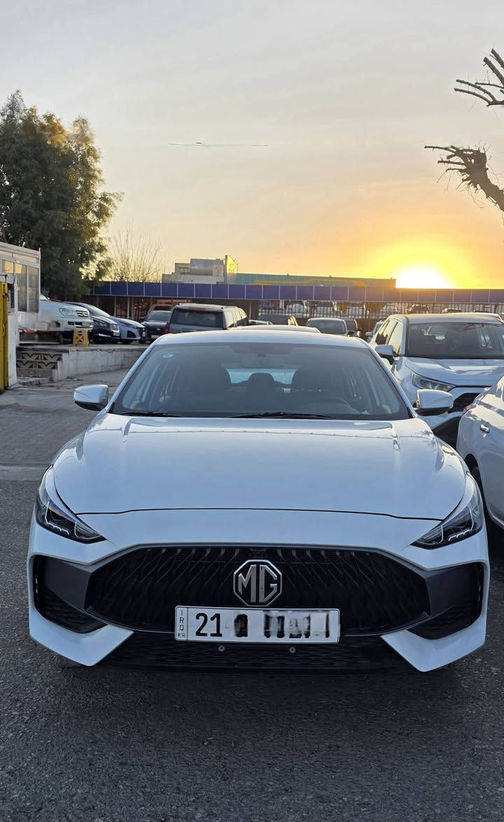 به ناوى خودا
MG Gt  2025
كير عادى
بى بوياخ بى سارد
بوياخ ته نك
١ قوباوى هه يه به سندوقه كه وه 
١٦ هه زار روشتوه 
ته حويلو به ناو كردن به شه رت 
شوين/سليمانى
نرخ/٩٩كه لاو معامه له 
ت/***********
