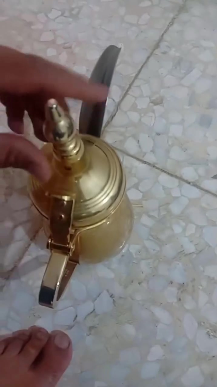 دلة مختم السيف 
ارتفاع 30تقريبا 
يتوفر توصيل


**إذا كنت صاحب هذا الإعلان وتريد حذفه لأي سبب، رجاءا أرسل رسالة إلى الدعم الفني**