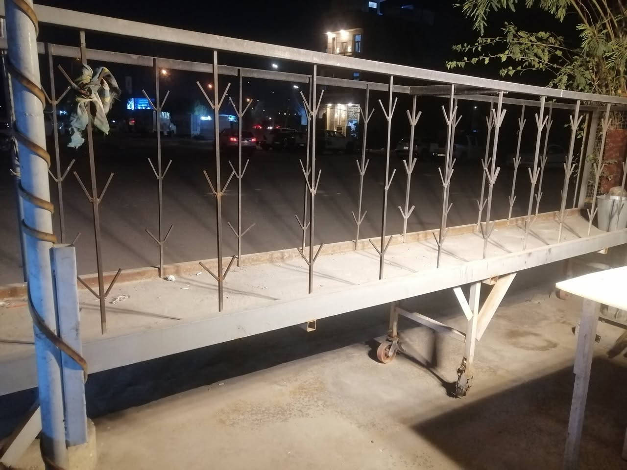 اسلام عليكم شواية سمك طول 5متر عرض 75سم ارتفاع الكلي متره وثمانين +غطاس ماء طوافه قدرة الغاطس 2نج+سكافات سمك عدد 15 العنوان بغداد الوزيرية الاستفسار الرقم *********** علي المياحي ابو فهد
