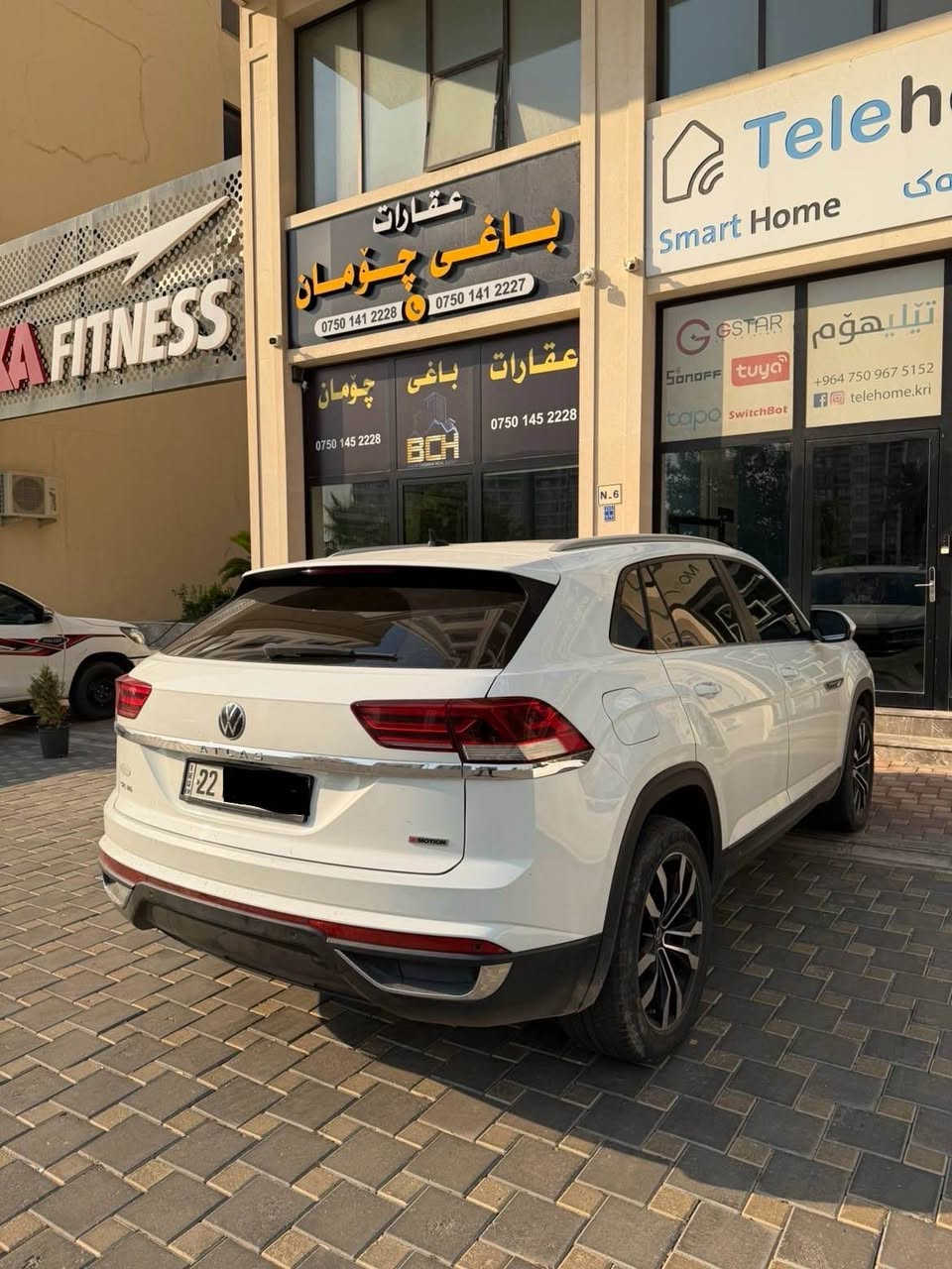 🚘 للبيع: أطلس 2020 بحالة ممتازة
 ● 🚗 النوع: أطلس
 ● 📅 الموديل: 2020
 ● ⚪ اللون: أبيض
 ● 🔥 المحرك: 6 سلندر
 ● 📍 الممشى: 70 ألف
 ● 🛠️ الملاحظات: بيها قطعتين صبغ (باب السائق والجاملوغ/الرفرف جهة السائق).
السيارة نظيفة، والمحرك والجير بحالة ممتازة، وجاهزة للفحص بأي ورشة.�للاستفسار والتواصل، يرجى المراسلة على الخاص أو الاتصال.
***********
*********** اكر, نينوى
