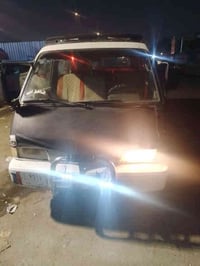 سيارة بستة نضيفى سعر 25الرقم 07715511049يتواجد وتساب