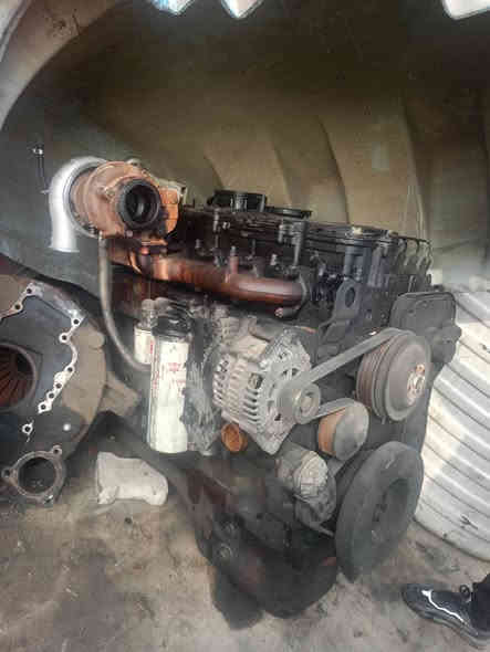 سلام عليكم محرك كمنز بيها خيط بخار كامل تفرعات كل تفرعات شغاله سعر 6 ورقات وبها مجال مكانها محموديه رقمي *********** @ ***********
