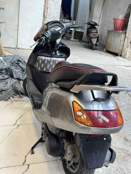 السلام عليكم سبيسي مال رمبه للبيع مكفوله كفاله عامه صالصه شهرين بل شارع لدراجه جديده معنه لكلمه وباقي تفاصيل ع خاص او رقم ***********
