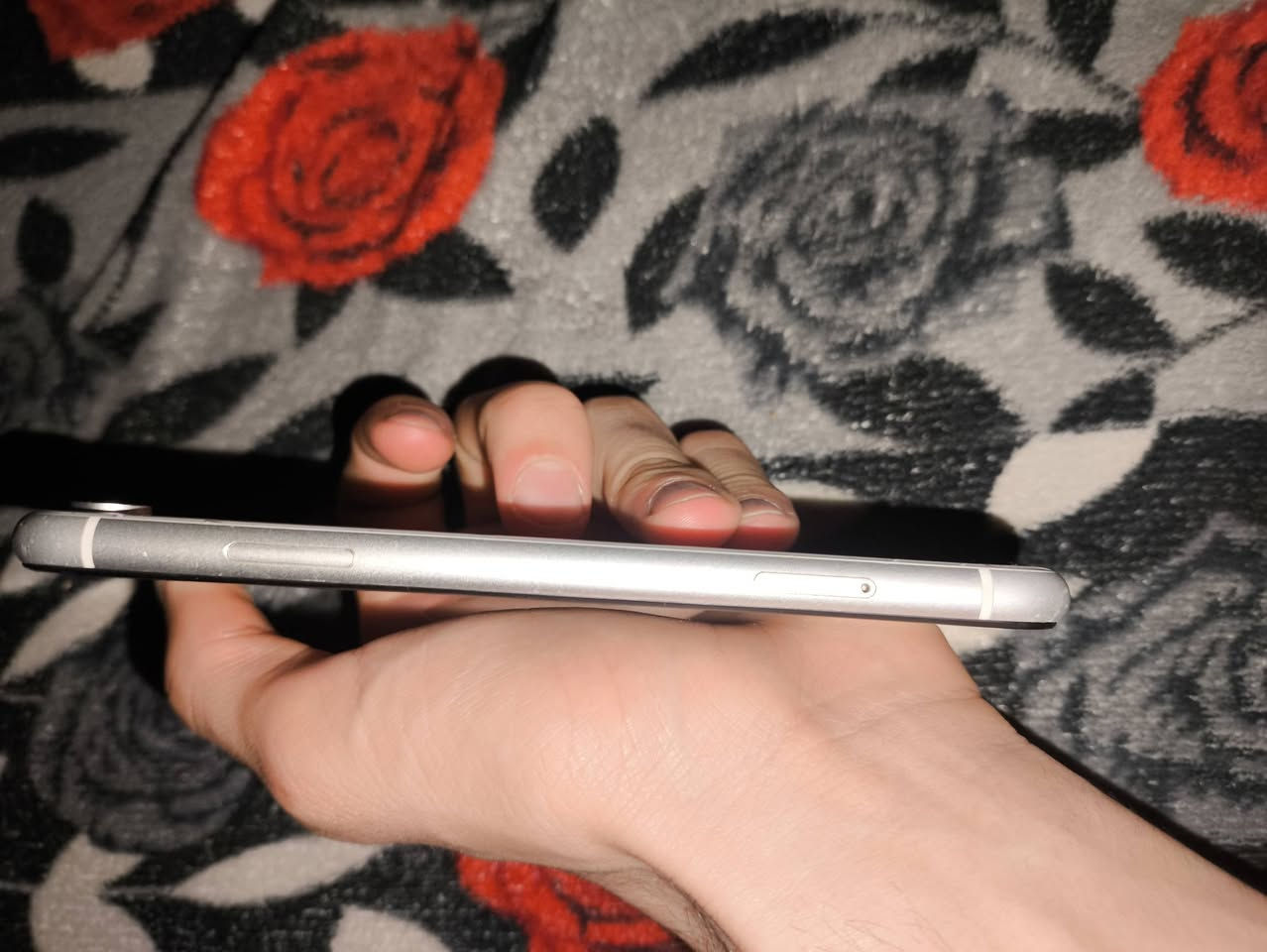 مراوس باكس ماكس او 11 عادي وانطي فرق
اكس ار 
ذاكرة64
بطارية76
كلة شغال فيس تحديث كامل


**إذا كنت صاحب هذا الإعلان وتريد حذفه لأي سبب، رجاءا أرسل رسالة إلى الدعم الفني**