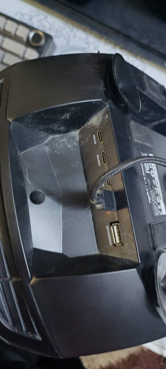 دركسون V9 gen 2 نضيف مستخدم اقل من شهر وجود جميع الملحقات السعر 130.000 وبي مجال
للاستفسار مراسله الرقم ***********

الموقع بغداد

لا يوجد توصيل
