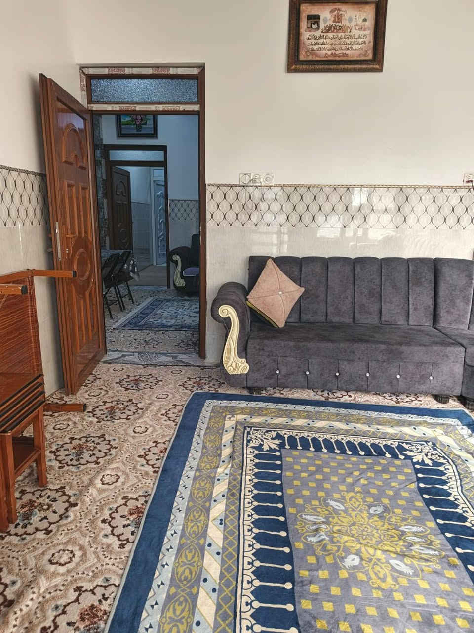 دار للبيع مساحه ١٠٠ متر بناء حديث طابقين الواجهه ٥ والعمق ٢٠ بل ٩٥ قرب السايدين للاستفسار الاتصال عل
*********** بي واتساب
