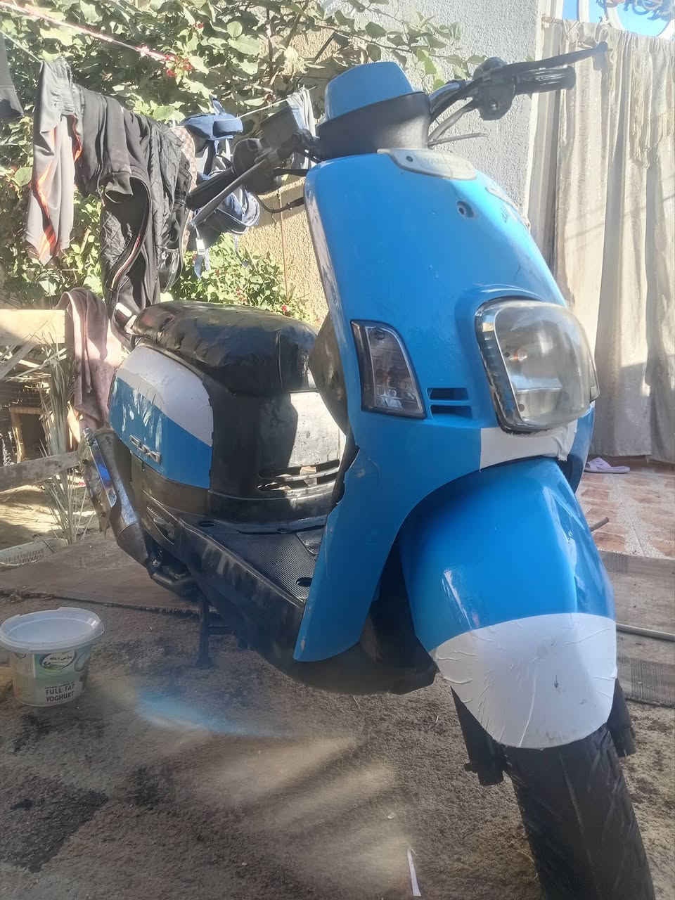 السلام عليكم دراجه للبيع بوليس كامله مكمله مانقصها شي مكينه 55
سعر 550بيها مجال سوق الشيوخ 
***********
