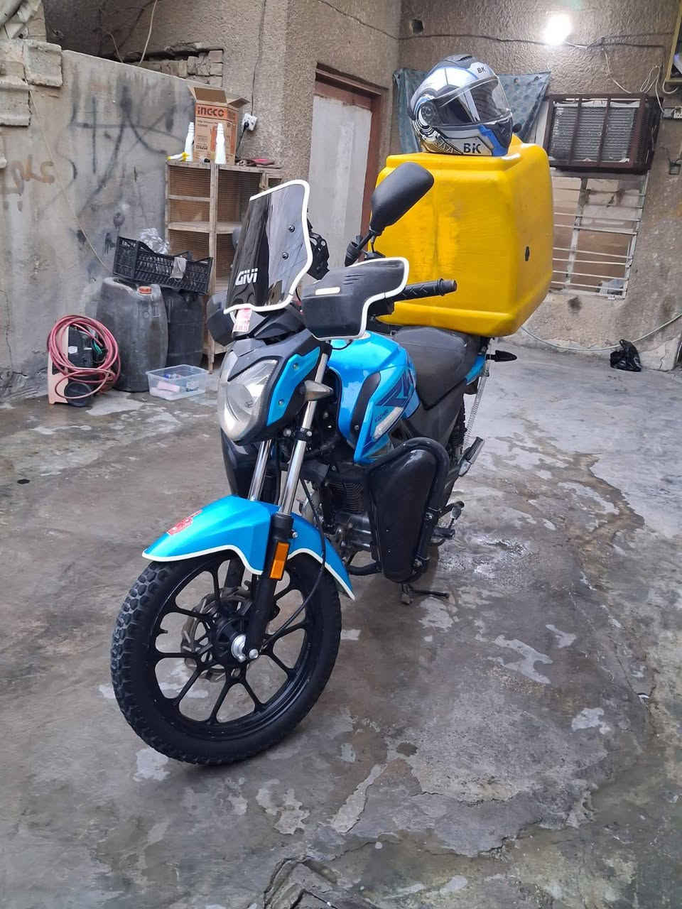 دراجةRK موديل 2022 نازلة بل 2023 شهر 11دراجة جديدة رقم بغداد
هية ول خوذة ول صندوك
تايرات زوج 

زنجيل 

بريك أمامي خلفي 

كلج رياضي 

ذني صار شهر من شادهن 

رايدها ب2200 بيها مجال قليل مستعجل على بيعتها مكاني بغداد

السنوية باسم الشركة

واتس ***********
