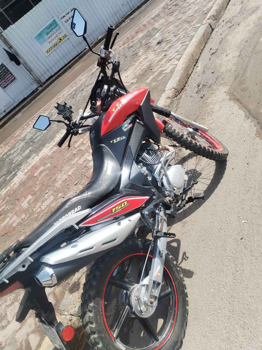 دراجة قفاز لونسن نظيفة محرك جديد للتواصل *********** بغداد, العراق
