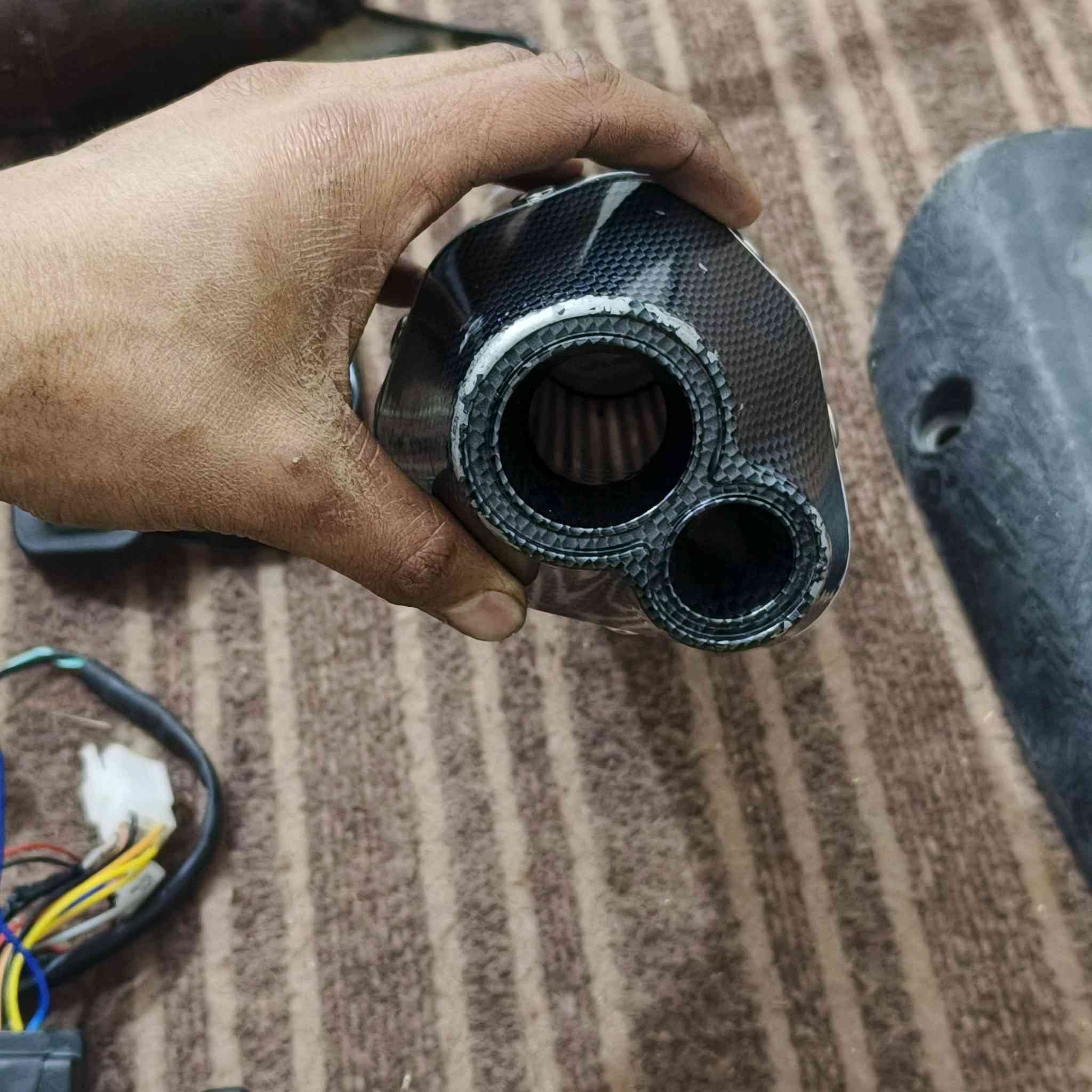 غراض ماكس للبيع بااسعار مناسبه 
صالنصه بلاديه هيه والواقيه ب 15
دبل ب 4
دبه كاربون فايبر ب 15 
كابريتر شرط الشغل ب 15
كلج امامي كامل مال حاويه ب 10
طبله ب 5
قطره دهن رياضي ب2 
قطره دهن بلاديه ب 1
مجمع ب 3 
حساس مال سرقه ب 10
واقيه ب 1
يدات بريك بلاد ب 3
للتواصل واتساب ***********
