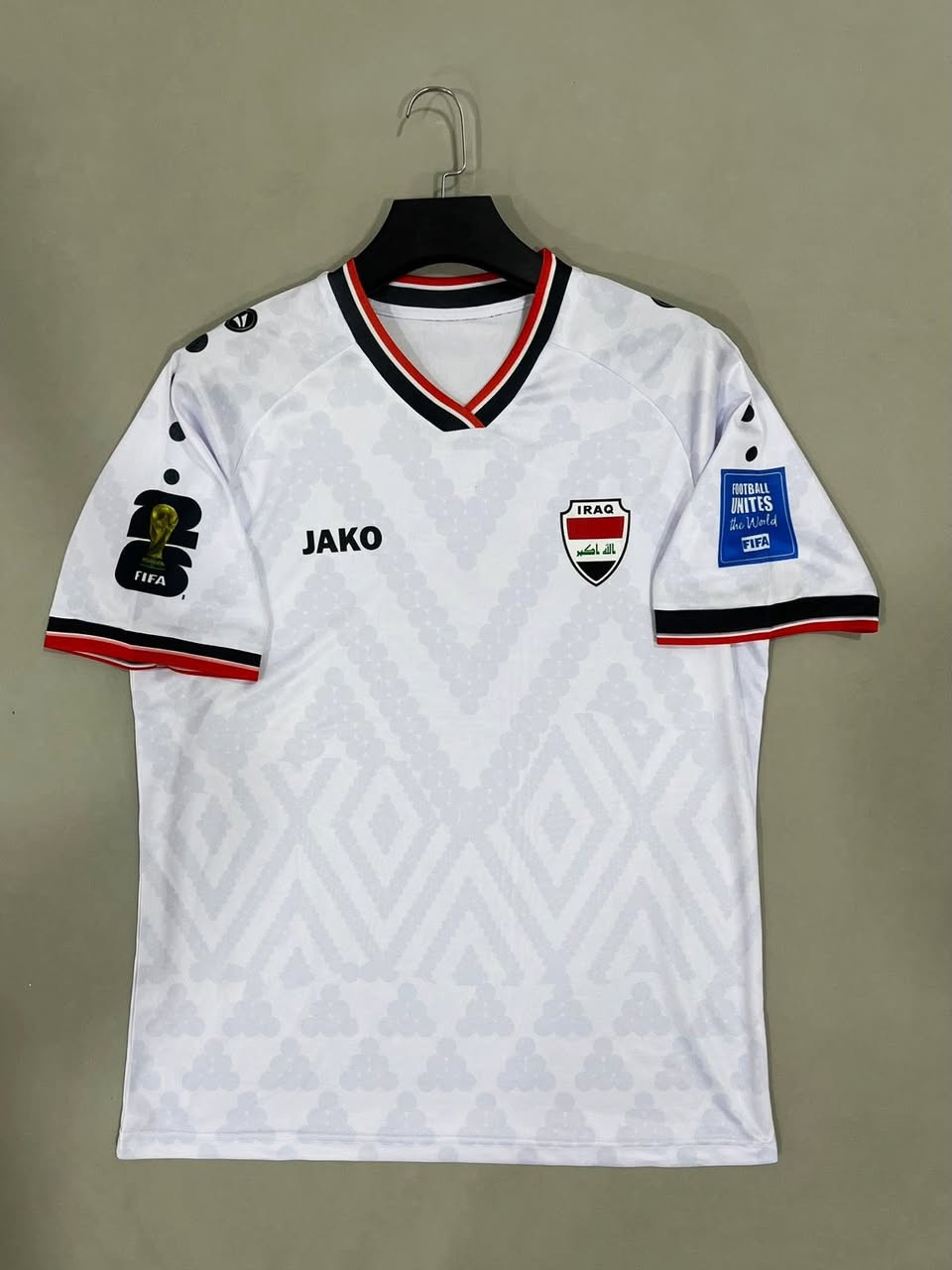 دريس المنتخب الأصلي الأصلي 
                       الكميه محدوده جدا جدا 
       موجود الحجز  وتساب ***********
                              القياسات M - L - XL - XXL
