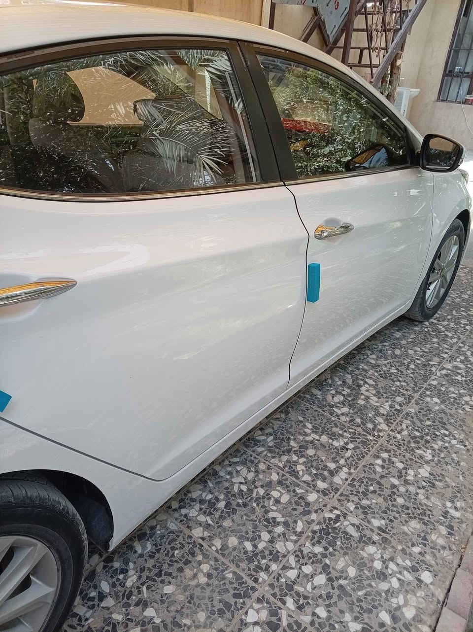 السلام عليكم النترا خليجي 2016 فول مواصفات عدا البصمه المواصفات
شاشه كبيره
فتحت سقف (سلايد روف) 
اشاير بالمري
مري شفط
تحكم ستيرن
تبريد قطعتين
محرك  1800
........................... 
كير مكينه مكفولات
تبريد تدفئة شغال 
رقم بغداد الدولي 
السياره بيه فقط بارد مثل ما موضح بالسونار
............................... 
السعر 130ورقه
مكان السياره كربلاء الحر 
للاستفسار أكثر ***********
