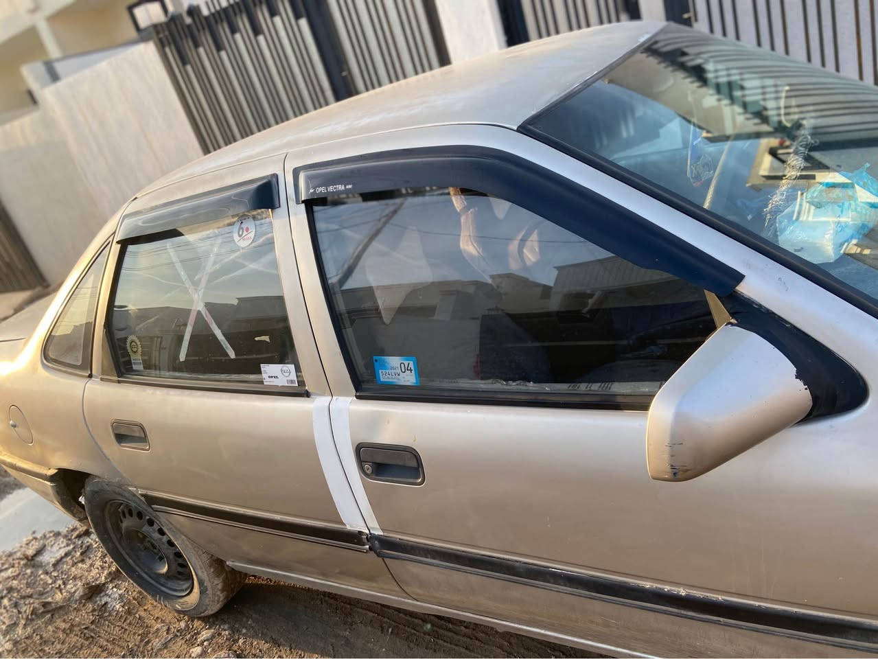 ئوپل فکترا مودیل ١٩٩٢مکینە ١٨ ئوتوماتیک سەنەوی لە ٢٠٢٣بەسەر چوە چوار تایەی تازەی لە بنە هەموو گیانی بەشەرت یەک پارچە لای سیاقەوە تیە گیرو مکینە بەشەرت بەشەرتی فحس گورینەوەش دەکەم 
ناونیشان کەرکوک دەروازە 
ژمارەی موبایل
*********** كركوك, العراق
