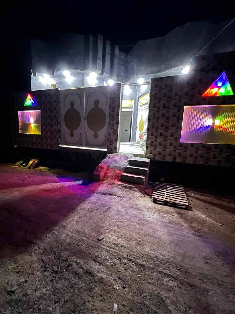 #إعلان

بيت للبيع الموقع: منطقة الزهور المساحة: 200 متر حديث
تفاصيل البيت:

يحتوي على غرفتين + براني + صالة + مطبخ + مجمع صحيات

طلوب 40 مليون

للاستفسار والتواصل:

📞 *********** – أبو عباس
📞 *********** – سيد علي

      #مكتب_الفردوس_للعقار_ثقتكم_أساس_نجاحنا
